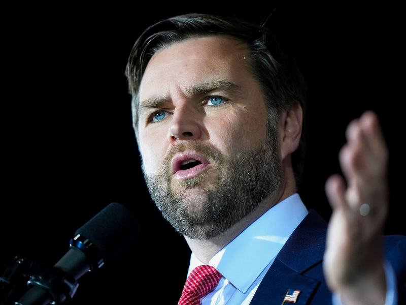 Vance ist mit einer Juristin verheiratet. (Archivbild) - Foto: Steve Senne/AP/dpa