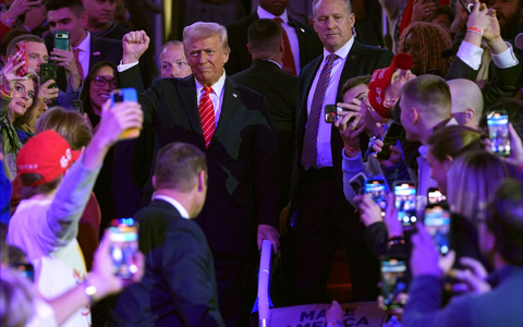 Donald Trump macht seinen Anhängern große Hoffnungen auf einen radikalen Politikwechsel. - Foto: Evan Vucci/AP/dpa Donald Trump macht seinen Anhängern große Hoffnungen auf einen radikalen Politikwechsel. - Foto: Evan Vucci/AP/dpa