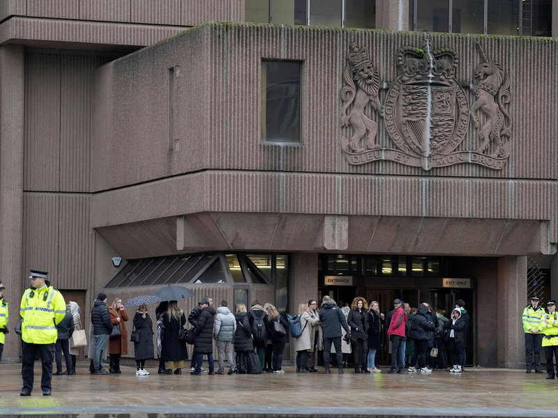 Der Angeklagte im Southport-Prozess hat sich schuldig bekannt. - Foto: Jon Super/AP/dpa