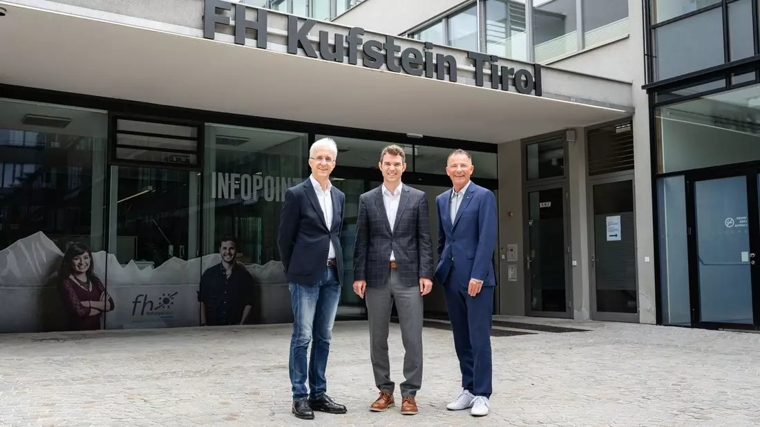 All for One Group neuer Kooperationspartner der FH Kufstein Tirol - Bild: presseportal.de