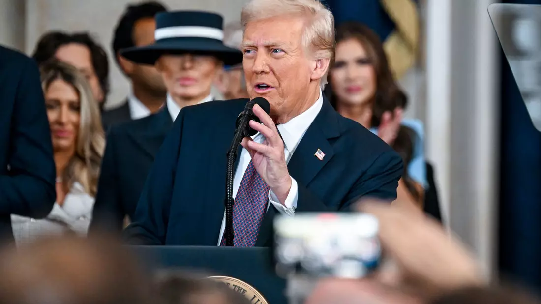 Präsident Donald Trump spricht nach der Vereidigung. - Bild: Kenny Holston/Pool The New York Times/dpa
