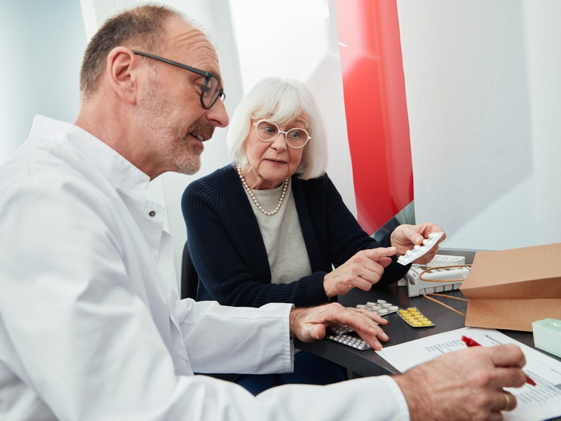 Fortbildungskongress pharmacon / Apotheken-Beratung kann Krebsbehandlung sicherer machen - Foto: presseportal.de
