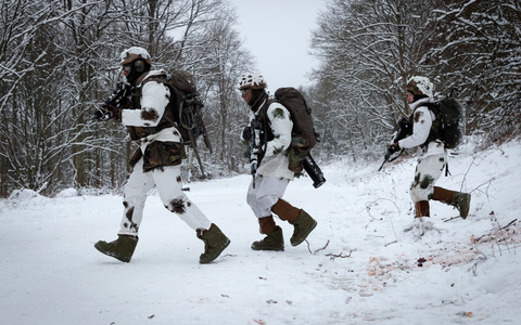 Fallschirmjäger und Luftwaffe trainieren auf dem Truppenübungsplatz Oberlausitz - Foto: presseportal.de