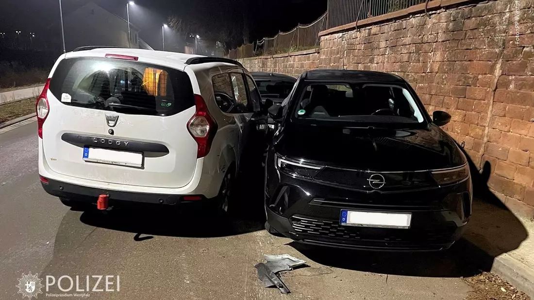 POL-PPWP: Gegen parkende Autos gekracht - Bild: presseportal.de