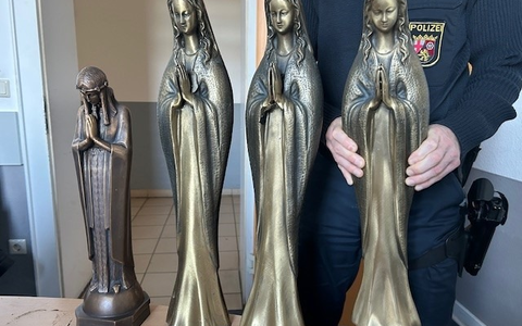 POL-PDMT: Marienfiguren aufgefunden - Foto: presseportal.de