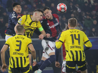 Die BVB-Abwehr wurde in Bologna gefordert. - Foto: Michele Nucci/LaPresse via ZUMA Press/dpa