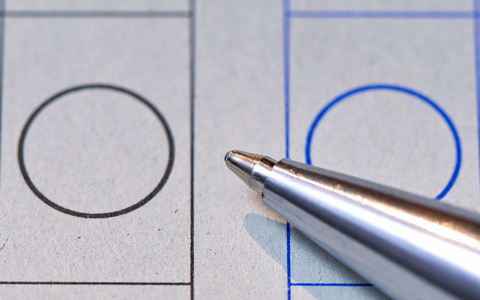 Wen wĂŒrden Sie wĂ€hlen, wenn am Sonntag Bundestagswahl wĂ€re? (Symbolbild) - Foto: Patrick Pleul/dpa-Zentralbild/dpa Wen wĂŒrden Sie wĂ€hlen, wenn am Sonntag Bundestagswahl wĂ€re? (Symbolbild) - Foto: Patrick Pleul/dpa-Zentralbild/dpa