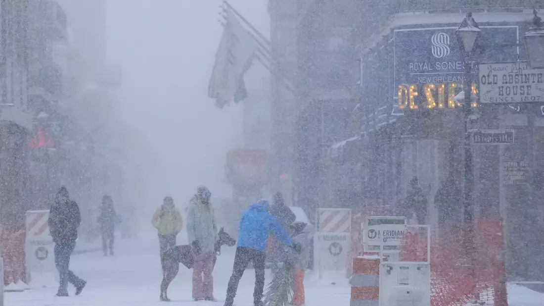 Die US-Südstaaten erleben seltenes Winterwetter. - Bild: Gerald Herbert/AP/dpa