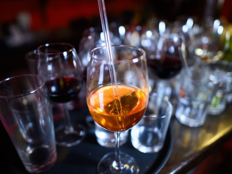 Jeder Zehnte in Deutschland hat ein Suchtproblem, sagt die Deutsche Hauptstelle für Suchtfragen (Symbolbild).  - Foto: Robert Michael/dpa