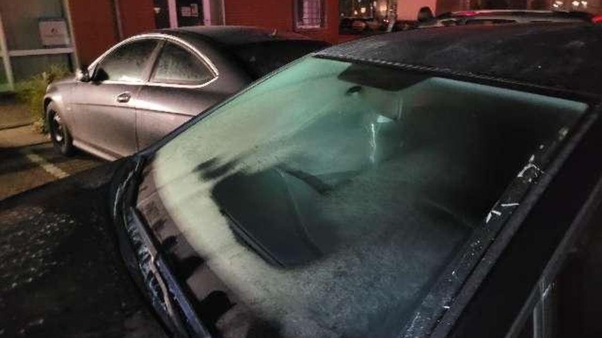 POL-NI: Nienburg - Verkehrsunfall aufgrund beschlagener und z. T. gefrorener Frontscheibe - Foto: presseportal.de