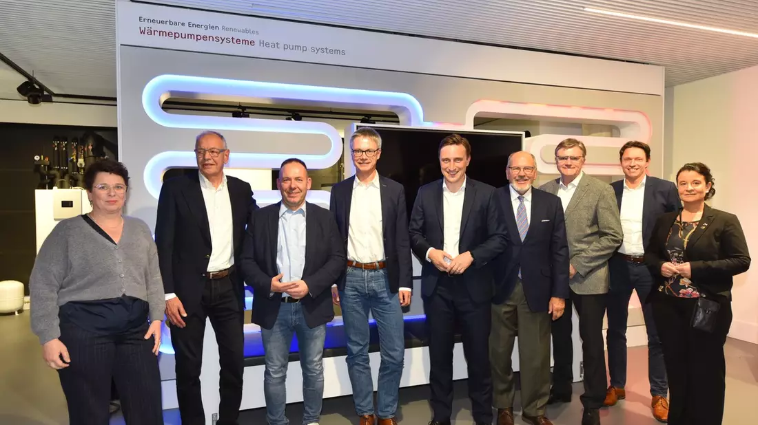 Niedersächsische CDU-Fraktion besucht Stiebel Eltron / Klimaziele stehen nicht zur Debatte - Bild: presseportal.de