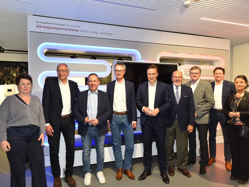 Niedersächsische CDU-Fraktion besucht Stiebel Eltron / Klimaziele stehen nicht zur Debatte - Foto: presseportal.de