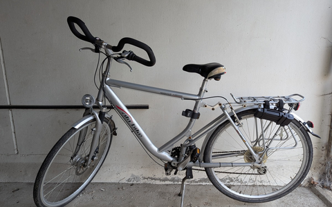 POL-CUX: Loxstedt-Hahnenknoop - Sichergestelltes Fahrrad - Eigentümer/in gesucht (Foto im Anhang) - Foto: presseportal.de POL-CUX: Loxstedt-Hahnenknoop - Sichergestelltes Fahrrad - Eigentümer/in gesucht (Foto im Anhang) - Foto: presseportal.de