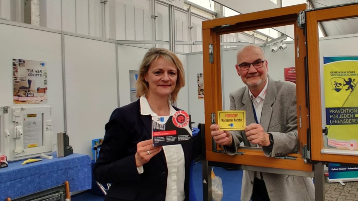 POL-OF: Polizei informiert Bürgerinnen und Bürger bei der Baumesse - Foto: presseportal.de
