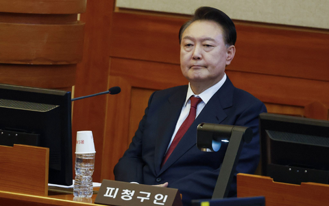 Die Ermittler der Anti-Korruptionsbehörde CIO haben den Fall Yoon Suk Yeol an die Staatsanwaltschaft übergeben.  - Foto: JEON HEON-KYUN/Pool EPA/AP/dpa
