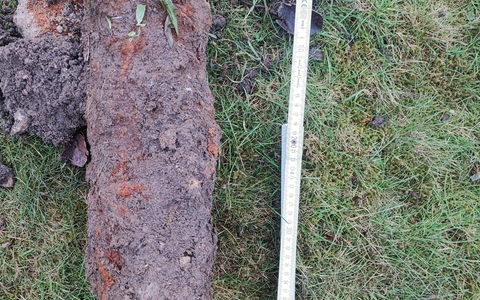 POL-KI: 250123.1 Mönkeberg: Fund einer Brandbombe - Foto: presseportal.de