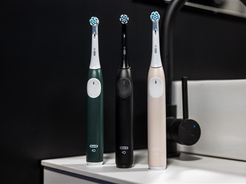 So leicht war Wechseln noch nie: Oral-B feiert den Launch der neuen Oral-B iO2, die den Umstieg auf elektrische Zahnpflege spielend leicht macht - Foto: presseportal.de