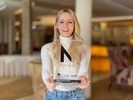 Neuer Nummer 1 Award der Austria Top 40 eingeführt - Melissa Naschenweng ist erste Preisträgerin - Foto: presseportal.de