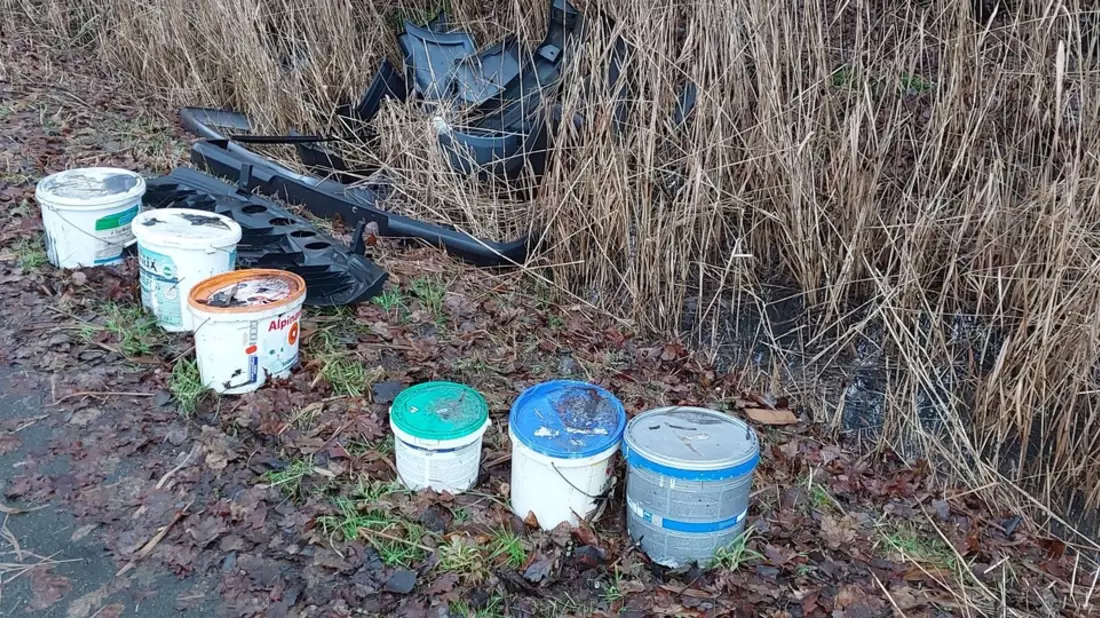 POL-FL: Husum: Zeugenaufruf nach unerlaubter Abfallentsorgung - Bild: presseportal.de
