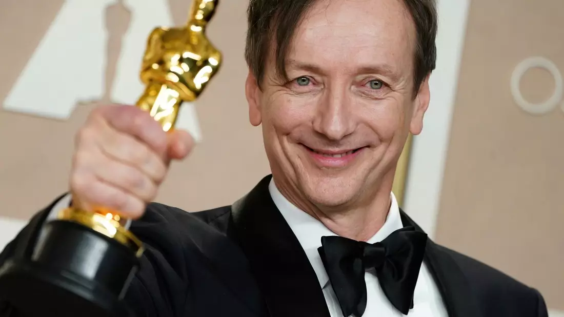 Komponist Volker Bertelmann könne seinen zweiten Oscar gewinnen. (Archivbild)  - Bild: Jordan Strauss/Invision/AP/dpa