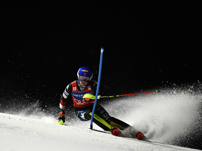 Mikaela Shiffrin gibt ihr Weltcup-Comeback in der nächsten Woche in Frankreich. - Foto: Jeff Pachoud/AFP/dpa