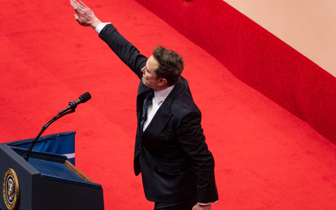 Mit dieser Geste hat Musk am Tag von Trumps AmtseinfĂŒhrung fĂŒr Empörung gesorgt. (Archivbild) - Foto: K.C. Alfred/San Diego U-T/ZUMA Press Wire/dpa Mit dieser Geste hat Musk am Tag von Trumps AmtseinfĂŒhrung fĂŒr Empörung gesorgt. (Archivbild) - Foto: K.C. Alfred/San Diego U-T/ZUMA Press Wire/dpa