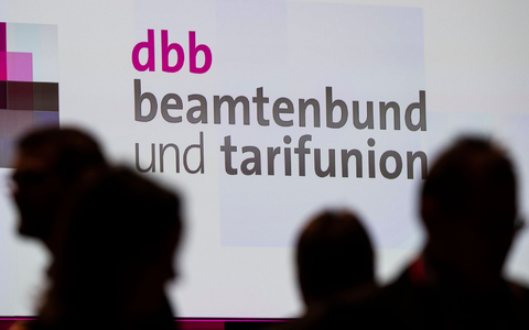 Bis März soll es drei Verhandlungsrunden geben. (Archivbild) - Foto: Christophe Gateau/dpa