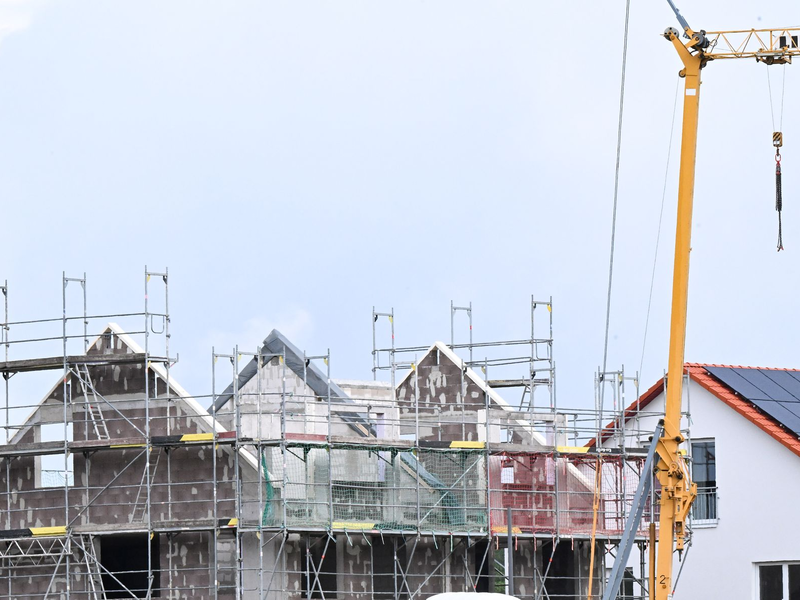 Schwäbisch-Hall-Chef: «Die Talsohle in der Baufinanzierung ist durchschritten und eine Belebung im Markt spürbar». (Symbolbild) - Foto: Bernd Weißbrod/dpa