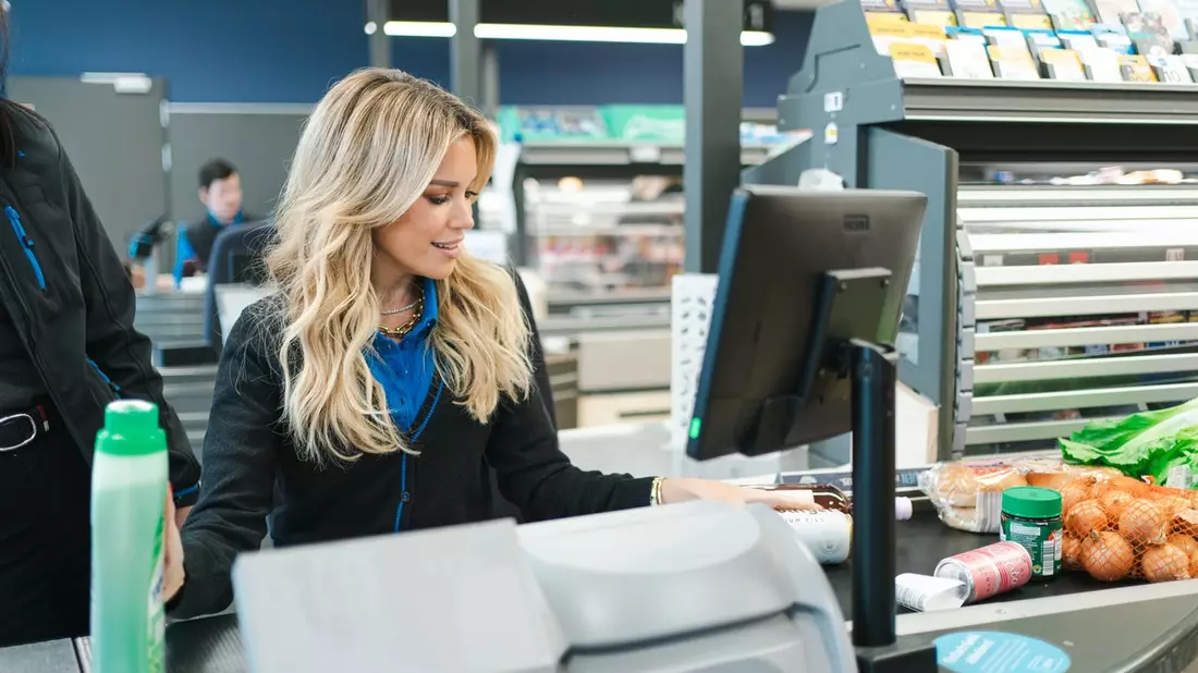 Kasse für die gute Sache: Sylvie Meis überrascht Kund:innen bei ALDI SÜD - Bild: presseportal.de