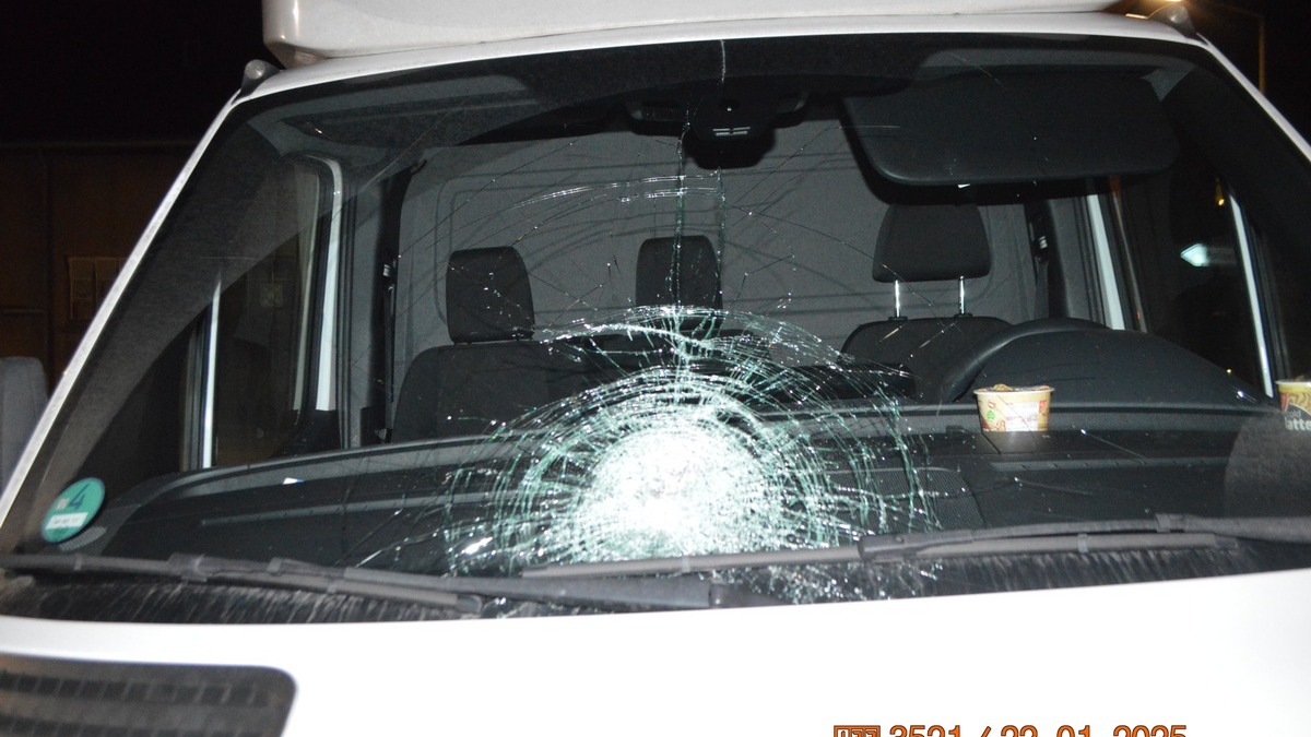 POL-NI: Wiederholte Gefährdungstaten - Foto: presseportal.de