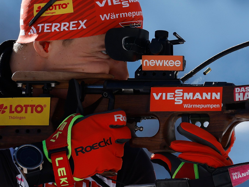  Philipp Horn wird bester Deutscher im Sprint von Antholz. - Foto: Alessandro Trovati/AP/dpa