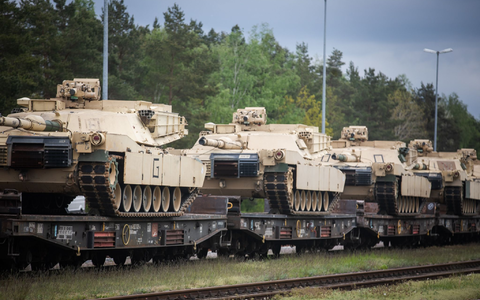 Die USA haben der Ukraine unter anderem Kampfpanzer vom Tpy M1A1-Abrams für die Verteidigung geliefert. (Archivbild) - Foto: Spc. Adrian Greenwood/DVIDS/U.S. Army/dpa Die USA haben der Ukraine unter anderem Kampfpanzer vom Tpy M1A1-Abrams für die Verteidigung geliefert. (Archivbild) - Foto: Spc. Adrian Greenwood/DVIDS/U.S. Army/dpa