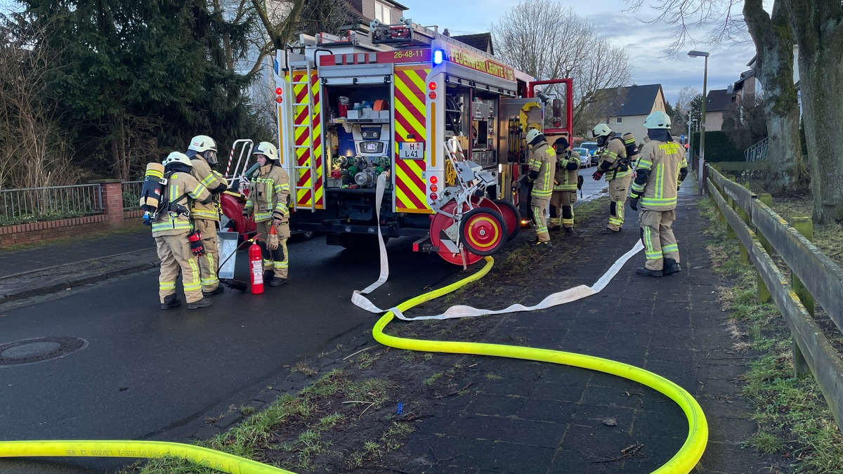 FW Lehrte: Schornsteinbrand und drei weitere Feuerwehreinsätze im Stadtgebiet Lehrte - Foto: presseportal.de