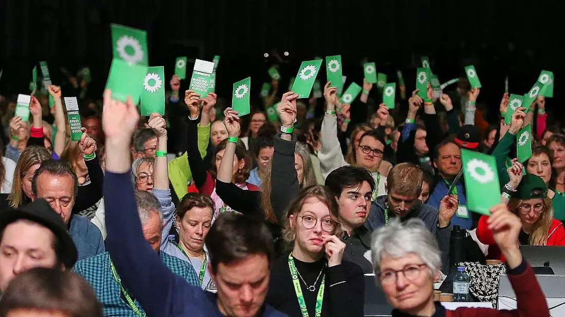 Abstimmung auf außerordentlichem Grünen-Parteitag am 26.01.2025 - Bild: über dts Nachrichtenagentur
