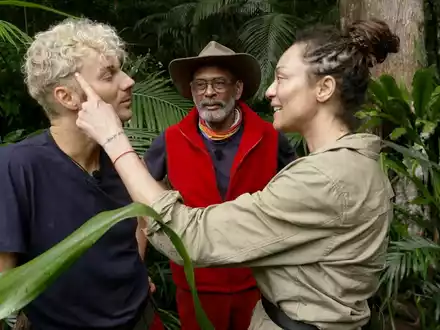 Lilly Becker (l) und Yeliz Koc konnten das Aus für Yeliz kaum glauben. (Archivbild) - Foto: ---/RTL/dpa
