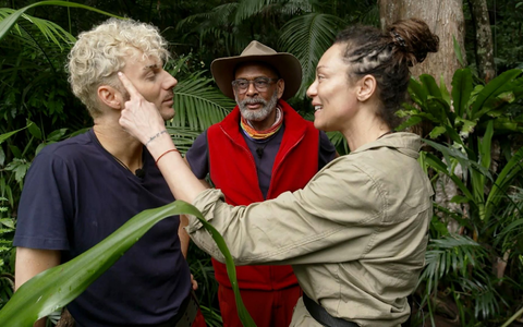 Lilly Becker (l) und Yeliz Koc konnten das Aus für Yeliz kaum glauben. (Archivbild) - Foto: ---/RTL/dpa