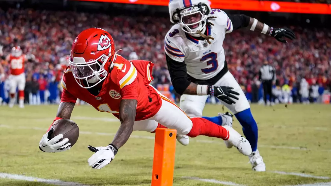 Xavier Worthy erzielte einen spektakulären Touchdown für die Chiefs - Bild: Ashley Landis/AP/dpa