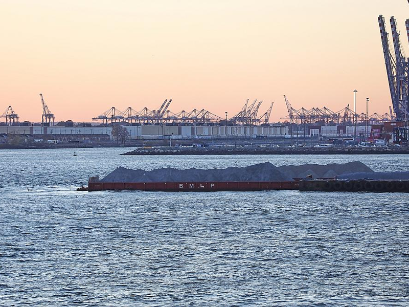 Industrieanlagen (Archiv) - Foto: über dts Nachrichtenagentur