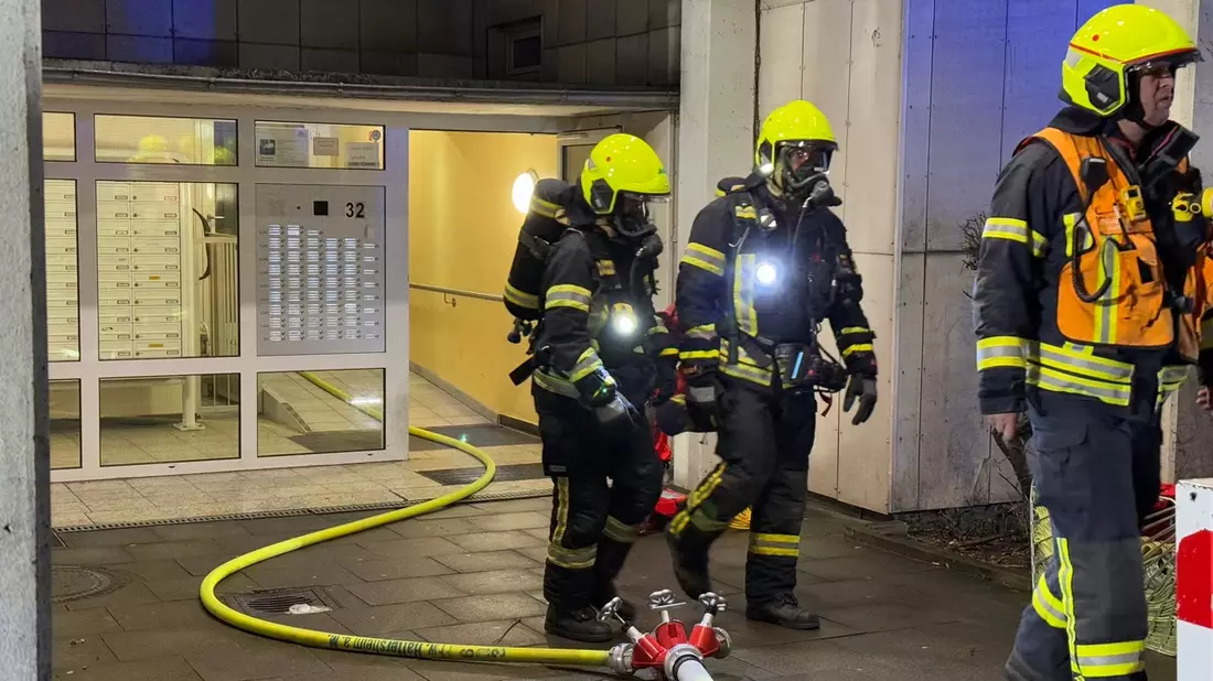 Feuerwehr MTK: Küchenbrand in Hattersheim schnell gelöscht - Ein Verletzter - Bild: presseportal.de