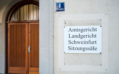 Vor dem Landgericht hat ein Prozess gegen einen frĂŒheren US-Soldaten wegen des gewaltsamen Todes einer Studentin begonnen. (Archivbild) - Foto: Daniel Vogl/dpa Vor dem Landgericht hat ein Prozess gegen einen frĂŒheren US-Soldaten wegen des gewaltsamen Todes einer Studentin begonnen. (Archivbild) - Foto: Daniel Vogl/dpa