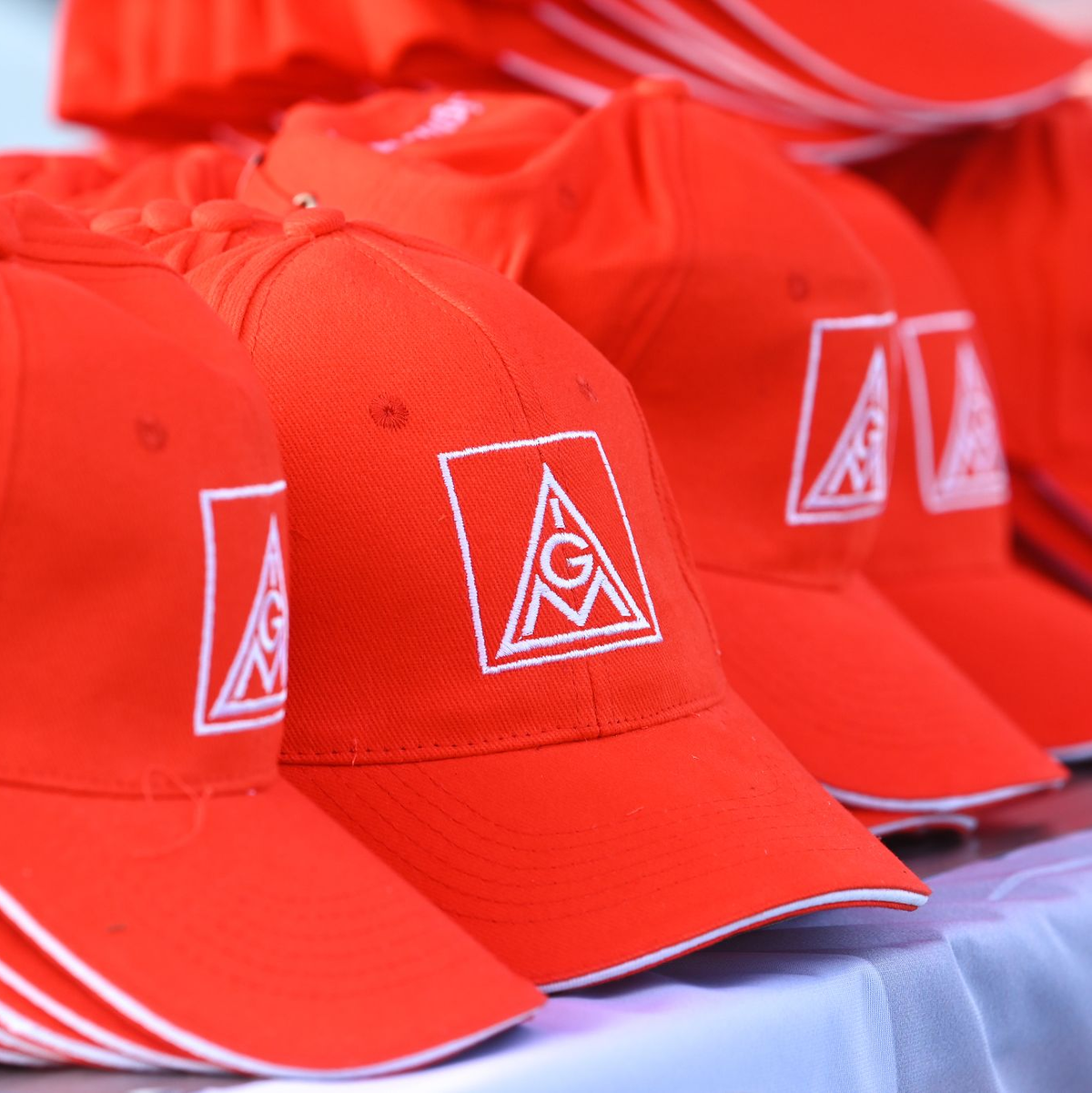 Deutschlands größte Gewerkschaft verliert unter dem Strich seit Jahren Mitglieder. (Archivbild) - Foto: Heiko Rebsch/dpa