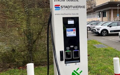 POL-PDLD: Ladestation der Stadtwerke beschädigt- Zeugen gesucht! - Foto: presseportal.de