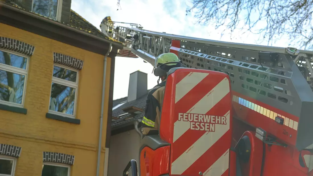 FW-E: Küchenbrand in Essen-Steele - schnelles Eingreifen der Feuerwehr verhindert Schlimmeres - Bild: presseportal.de