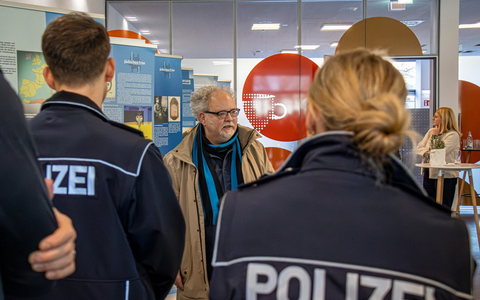 POL-PPTR: Ausstellung Jüdisches Trier im Polizeipräsidium Trier - Foto: presseportal.de