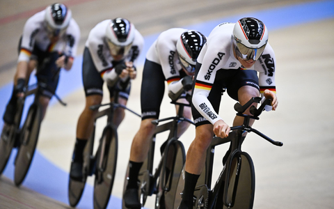 Benjamin Boos und Tobias Buck-Gramcko (r-l) waren in den Unfall verwickelt. - Foto: Gian Ehrenzeller/KEYSTONE/dpa