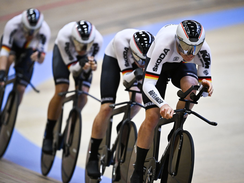 Benjamin Boos und Tobias Buck-Gramcko (r-l) waren in den Unfall verwickelt. - Foto: Gian Ehrenzeller/KEYSTONE/dpa