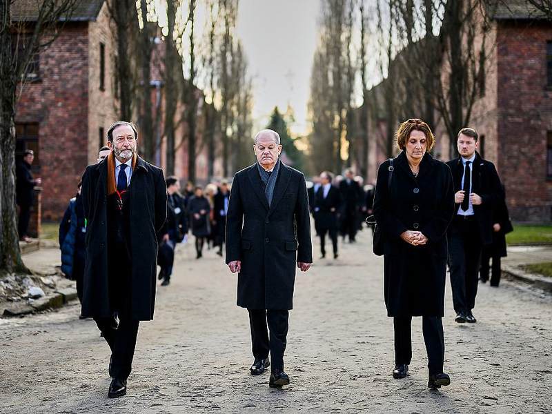 Olaf Scholz im KZ Auschwitz am 27.01.2025 - Foto: Güngör, Marvin Ibo/BPA,  Text: über dts Nachrichtenagentur