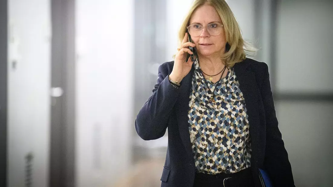 Andrea Lindholz (CSU) vertritt die Union im Innenausschuss und im Parlamentarischen Kontrollgremium des Bundestages. - Bild: Bernd von Jutrczenka/dpa