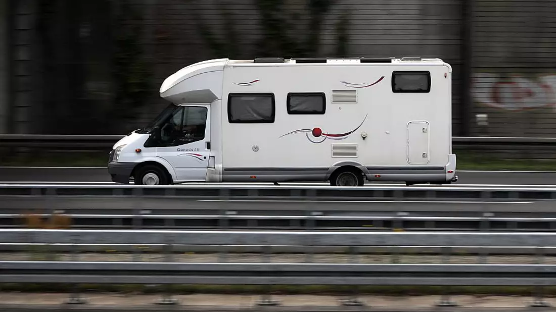 Wohnmobil auf einer Autobahn (Archiv) - Bild: über dts Nachrichtenagentur