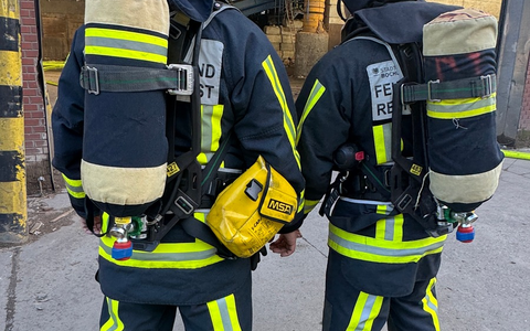 FW-BO: Brand in einem Sperrmüllschredder - Foto: presseportal.de